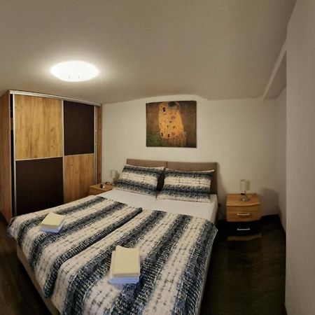 Apartmani Nika 1 Rijeka Exterior foto
