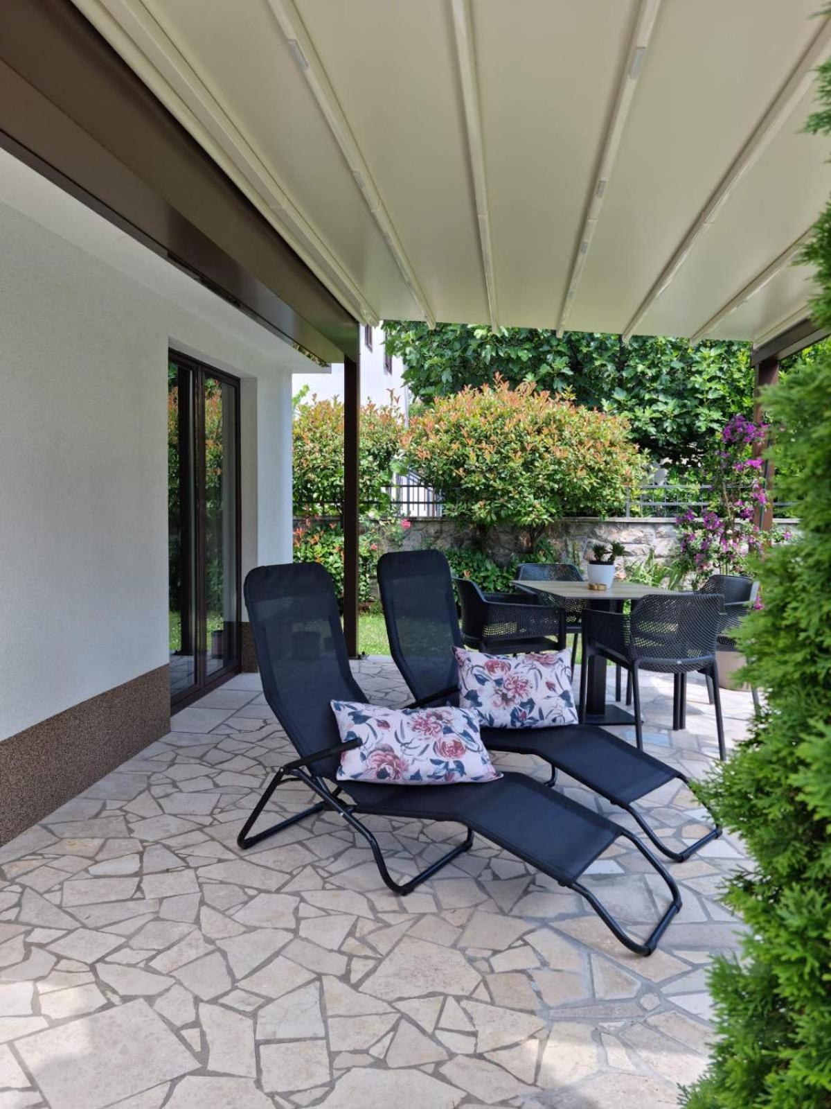 Apartmani Nika 1 Rijeka Exterior foto