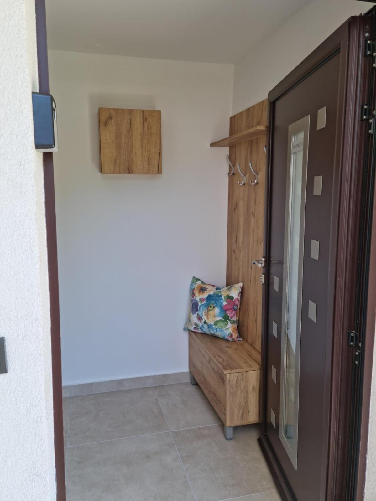 Apartmani Nika 1 Rijeka Exterior foto